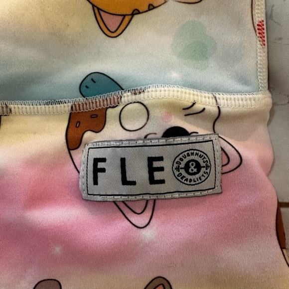 Fleo collab cat wine shorts - Picture 3 of 4